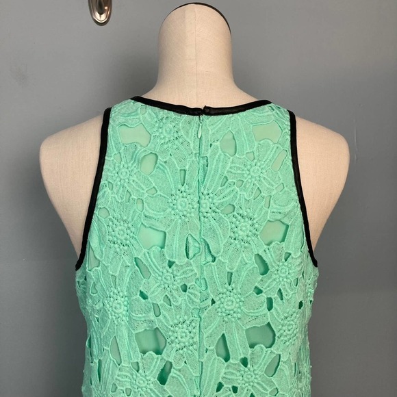 BAR III Manila Sheath Dress Garden Mint Lace Overlay Vegan Leather Trim Size M - Picture 6 of 11